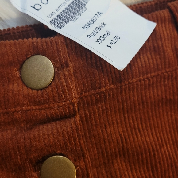 Böhme Corduroy Button Down Skirt Rust/Brick S-XXS - Picture 6 of 9